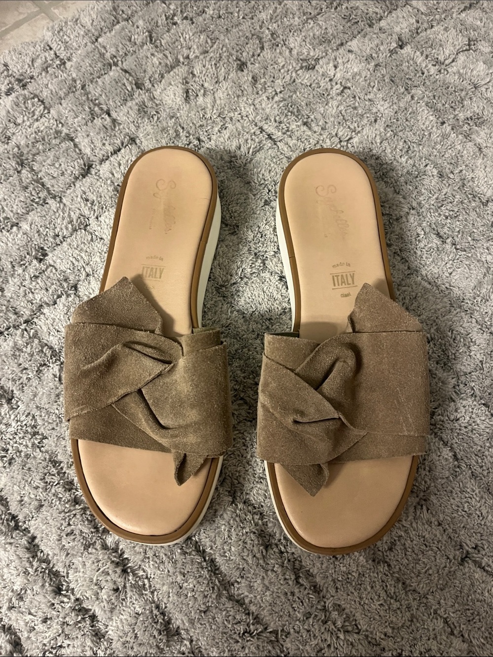Seychelles Suede Knot Slide Sandals - Tan